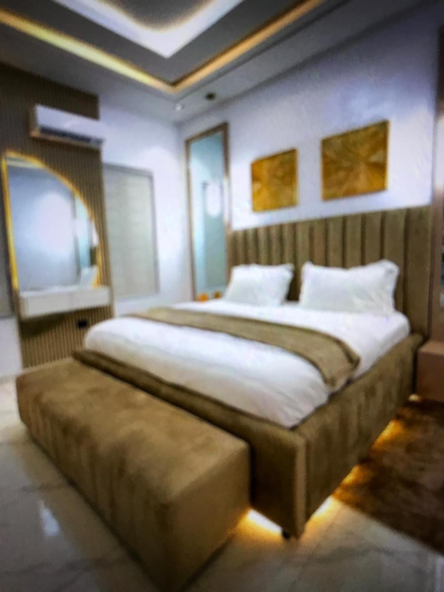 Villa Toscana Luxe Gra Port Harcourt Exteriér fotografie
